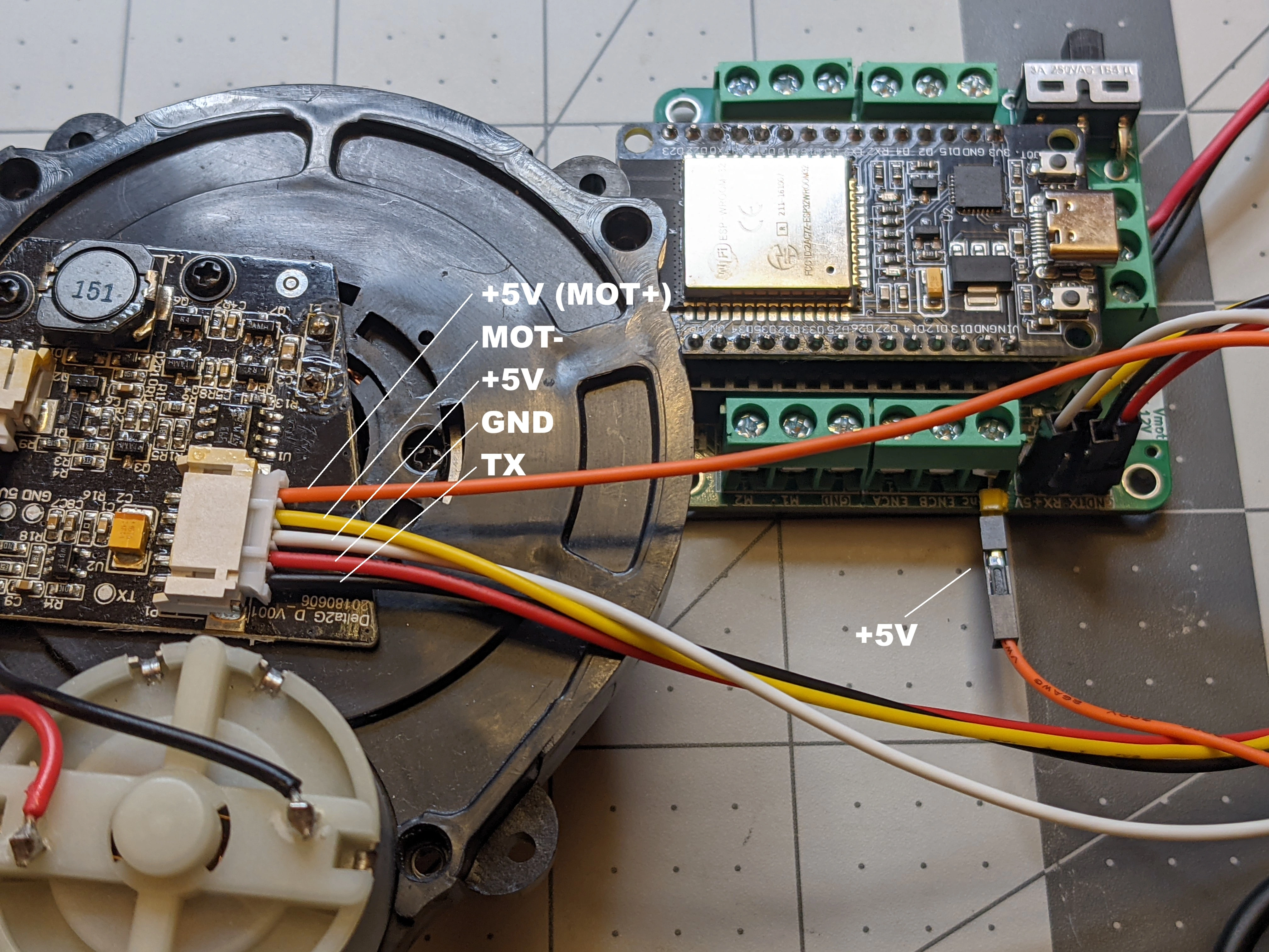 3irobotix Delta-2G LiDAR connected to Maker's Pet BDC-30P ESP32 Board