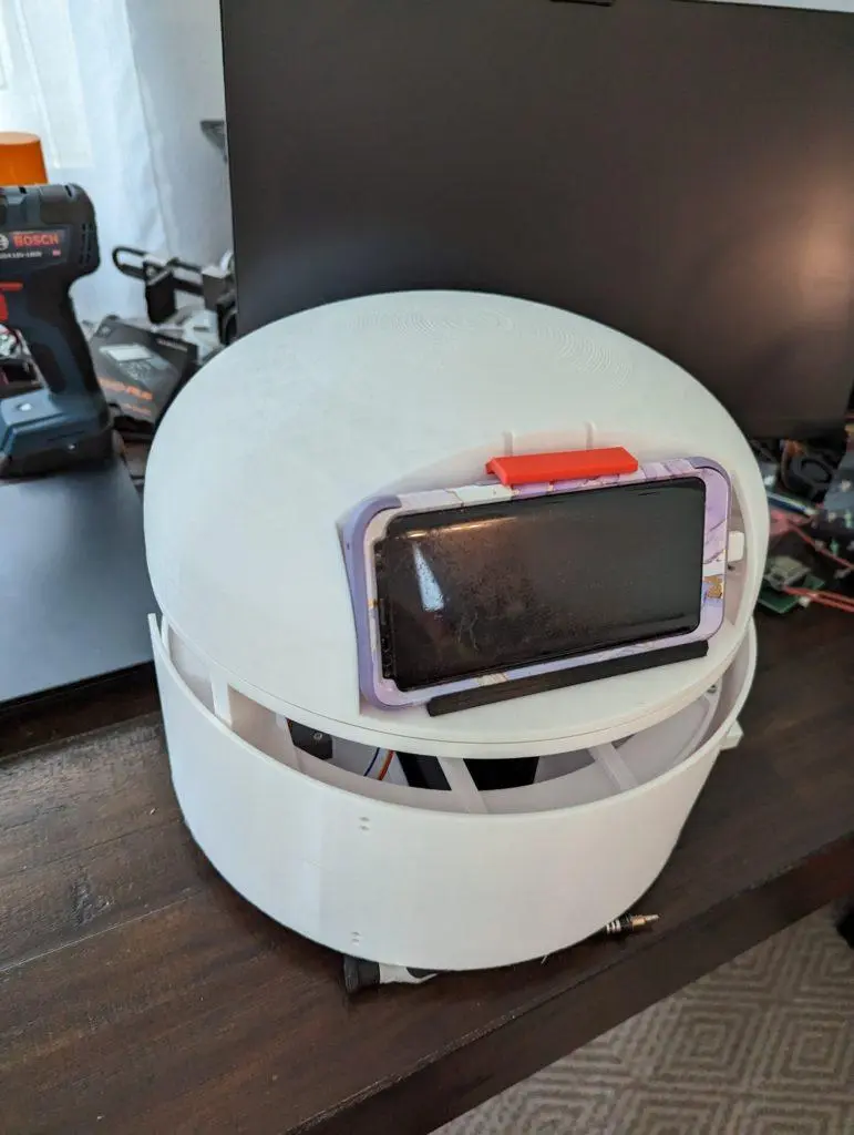 Maker''s Pet Snoopy 3D-printed and assembled with bumpers
