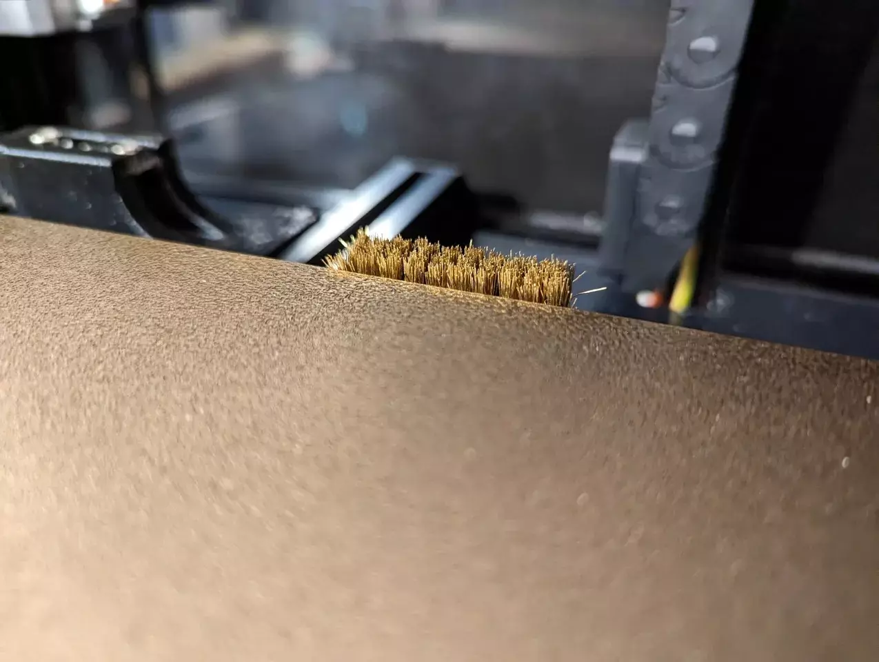 Nozzle brush - placement relative to the Euclid probe