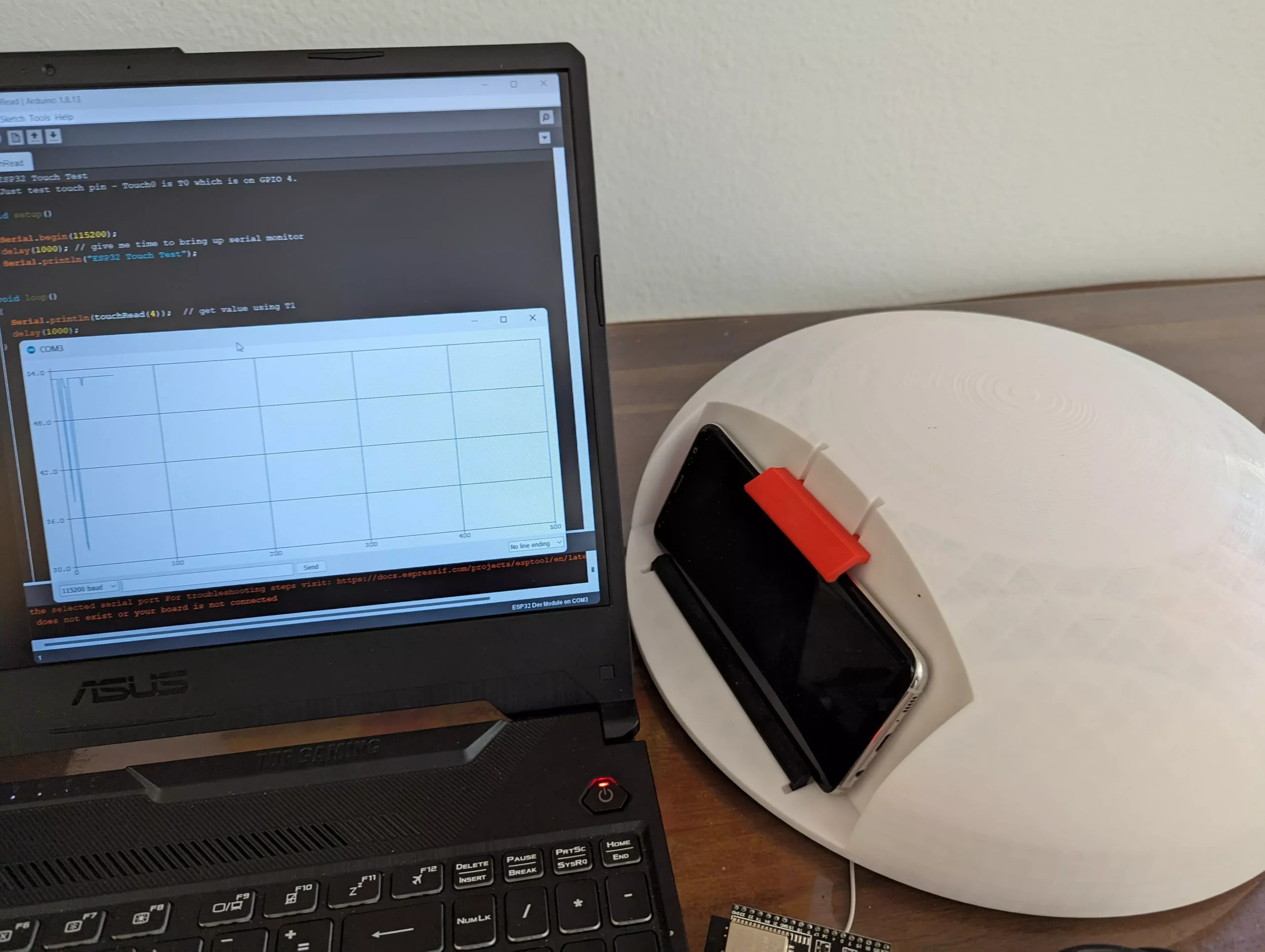 Snoopy''s head connected to an ESP32